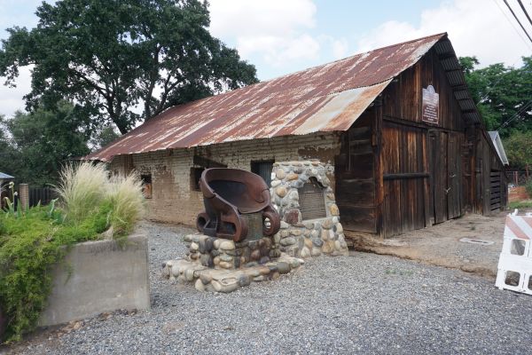 [Picture of Adobe Barn]